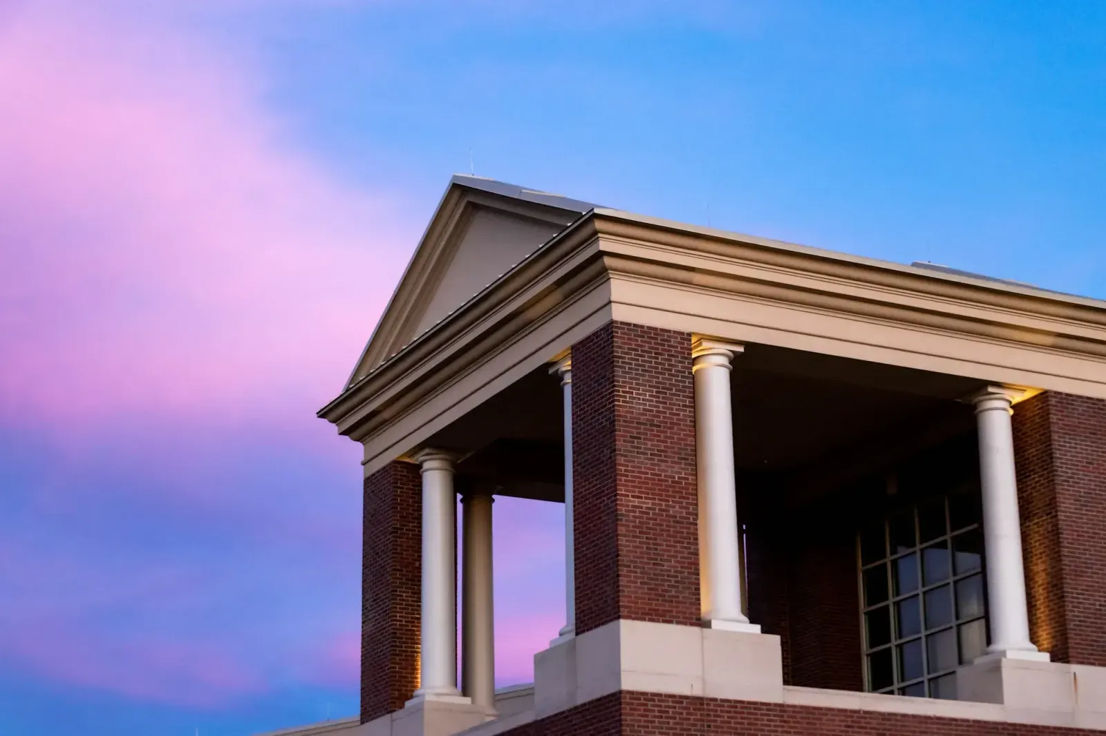 Huntsville, Alabama skyline and neighborhoods served by U-wifi home internet