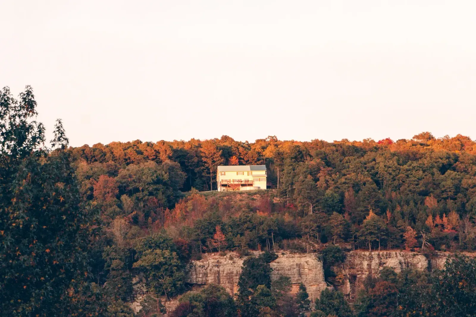 Little Rock, Arkansas skyline and neighborhoods served by U-wifi home internet