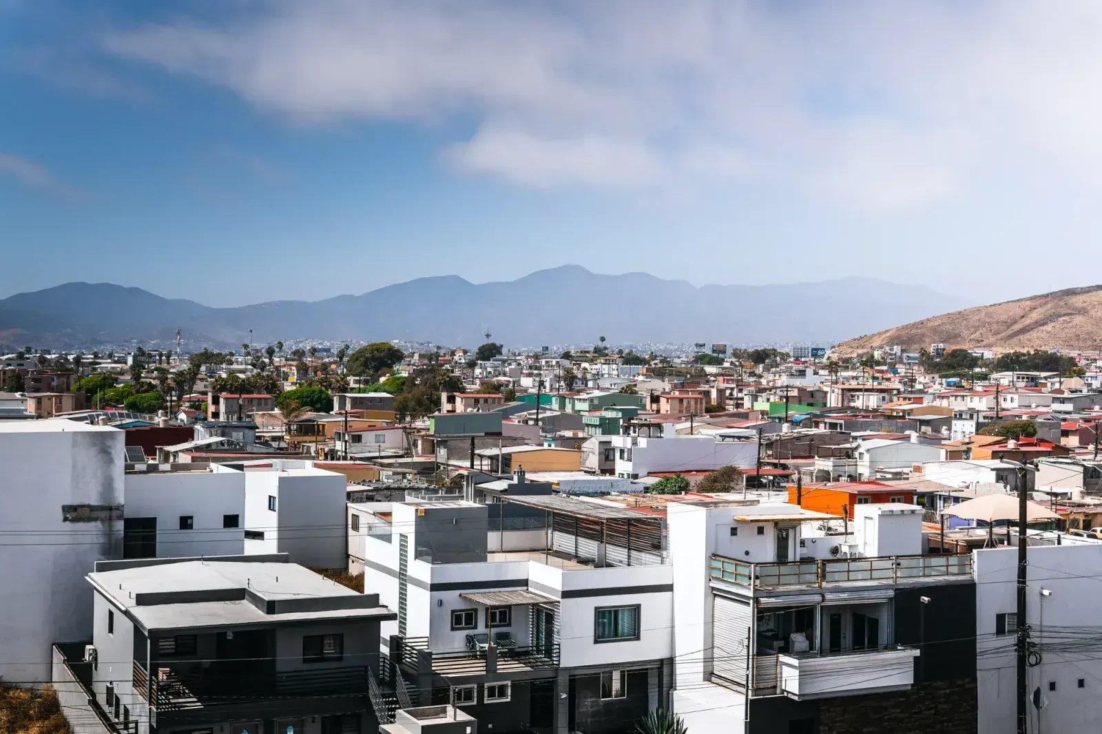 Azusa, California skyline and neighborhoods served by U-wifi home internet