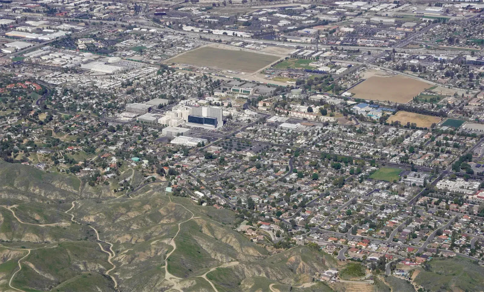 Fullerton, California skyline and neighborhoods served by U-wifi home internet