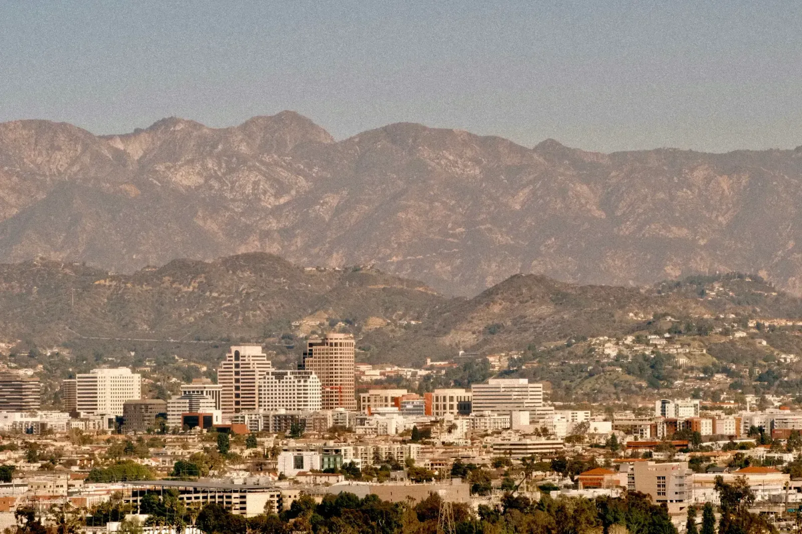 Glendale, California skyline and neighborhoods served by U-wifi home internet