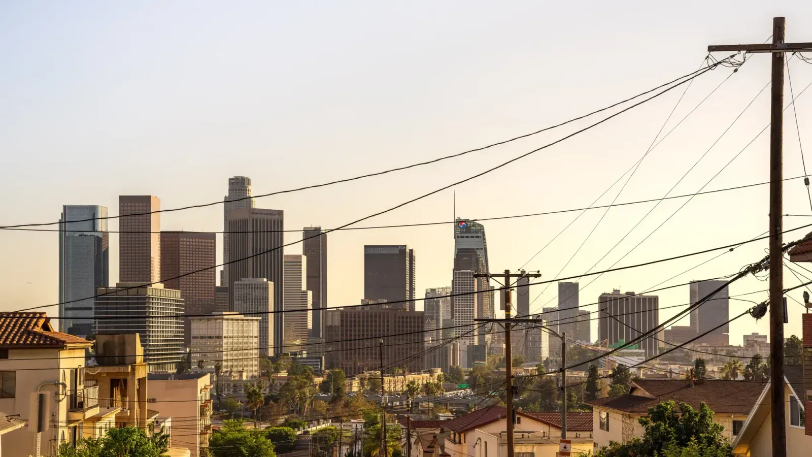 Los Angeles, California skyline and neighborhoods served by U-wifi home internet