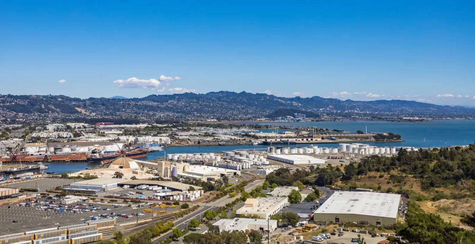 Martinez, California skyline and neighborhoods served by U-wifi home internet