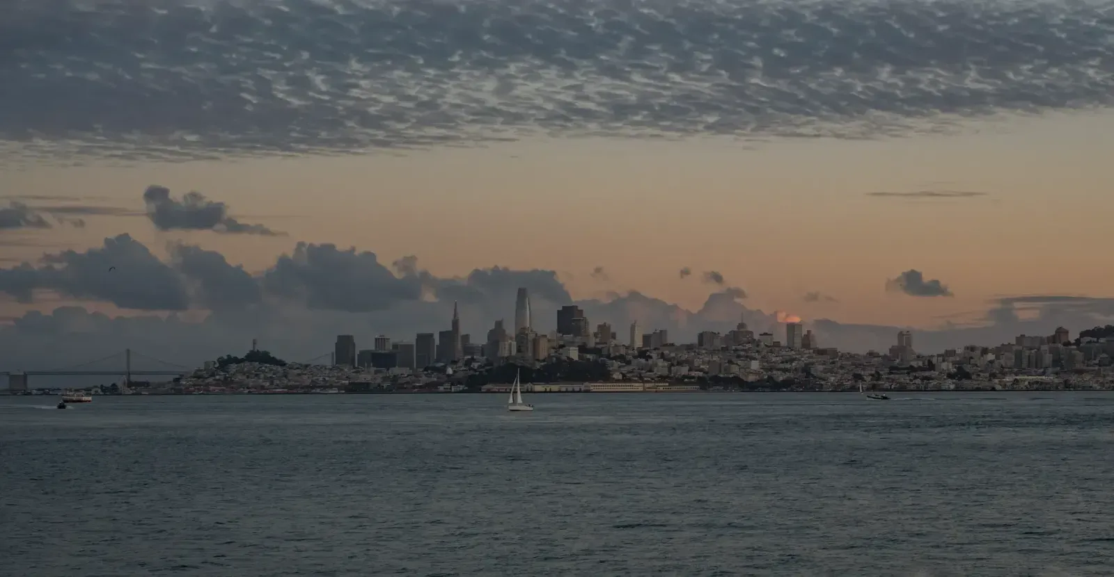 San Francisco, California skyline and neighborhoods served by U-wifi home internet