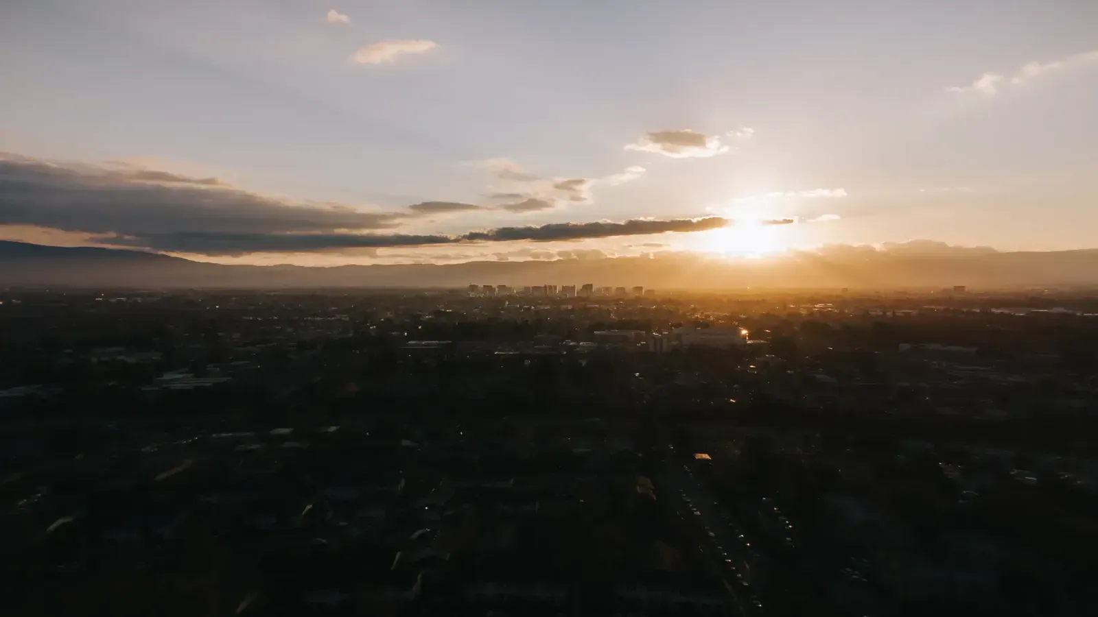San Jose, California skyline and neighborhoods served by U-wifi home internet