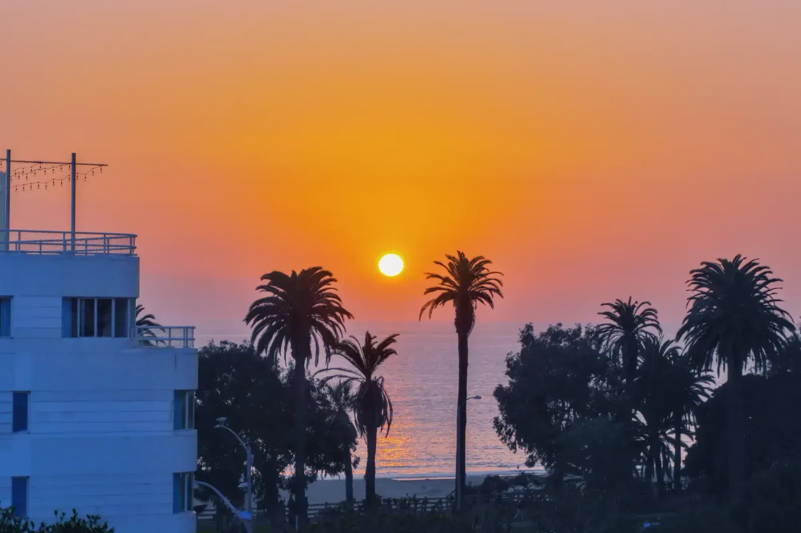 Santa Monica, California skyline and neighborhoods served by U-wifi home internet