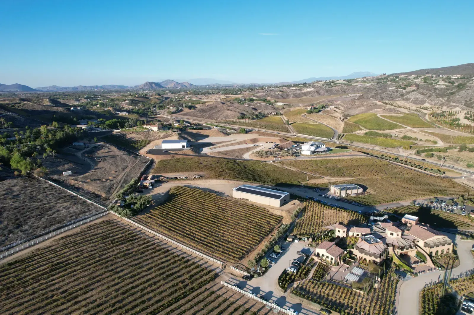 Temecula, California skyline and neighborhoods served by U-wifi home internet