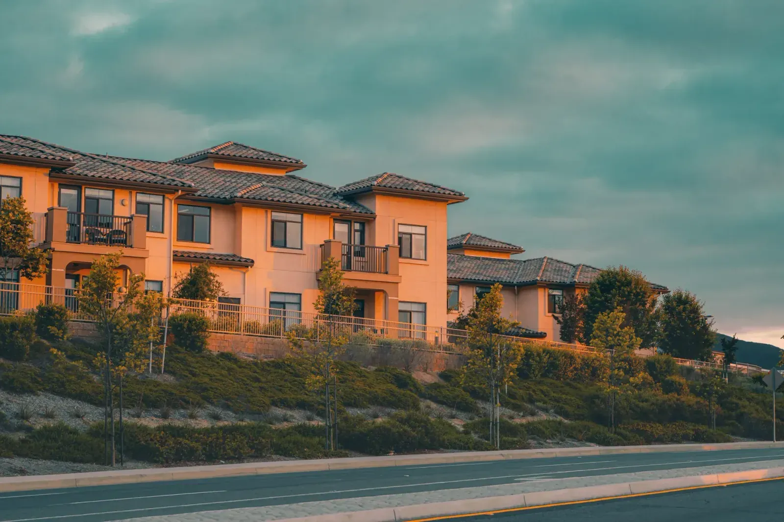 Temecula, California skyline and neighborhoods served by U-wifi home internet