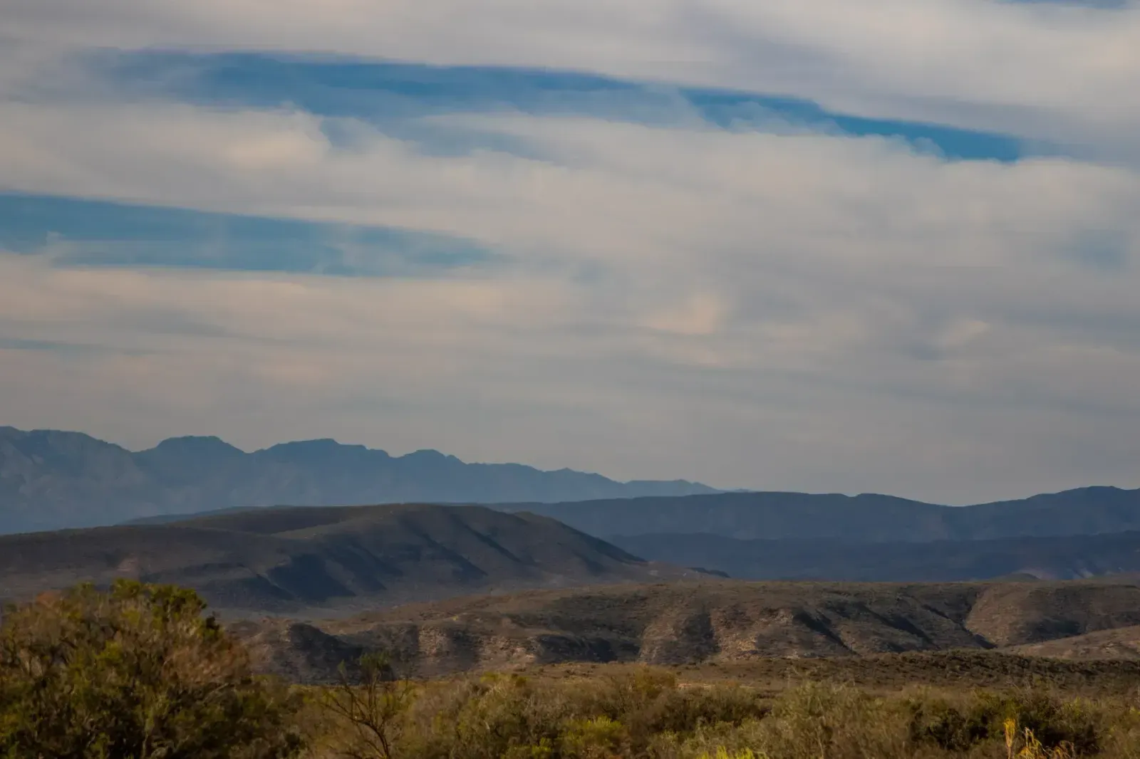 Upland, California skyline and neighborhoods served by U-wifi home internet