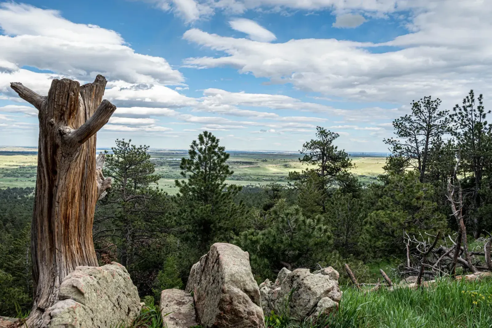 Parker, Colorado skyline and neighborhoods served by U-wifi home internet