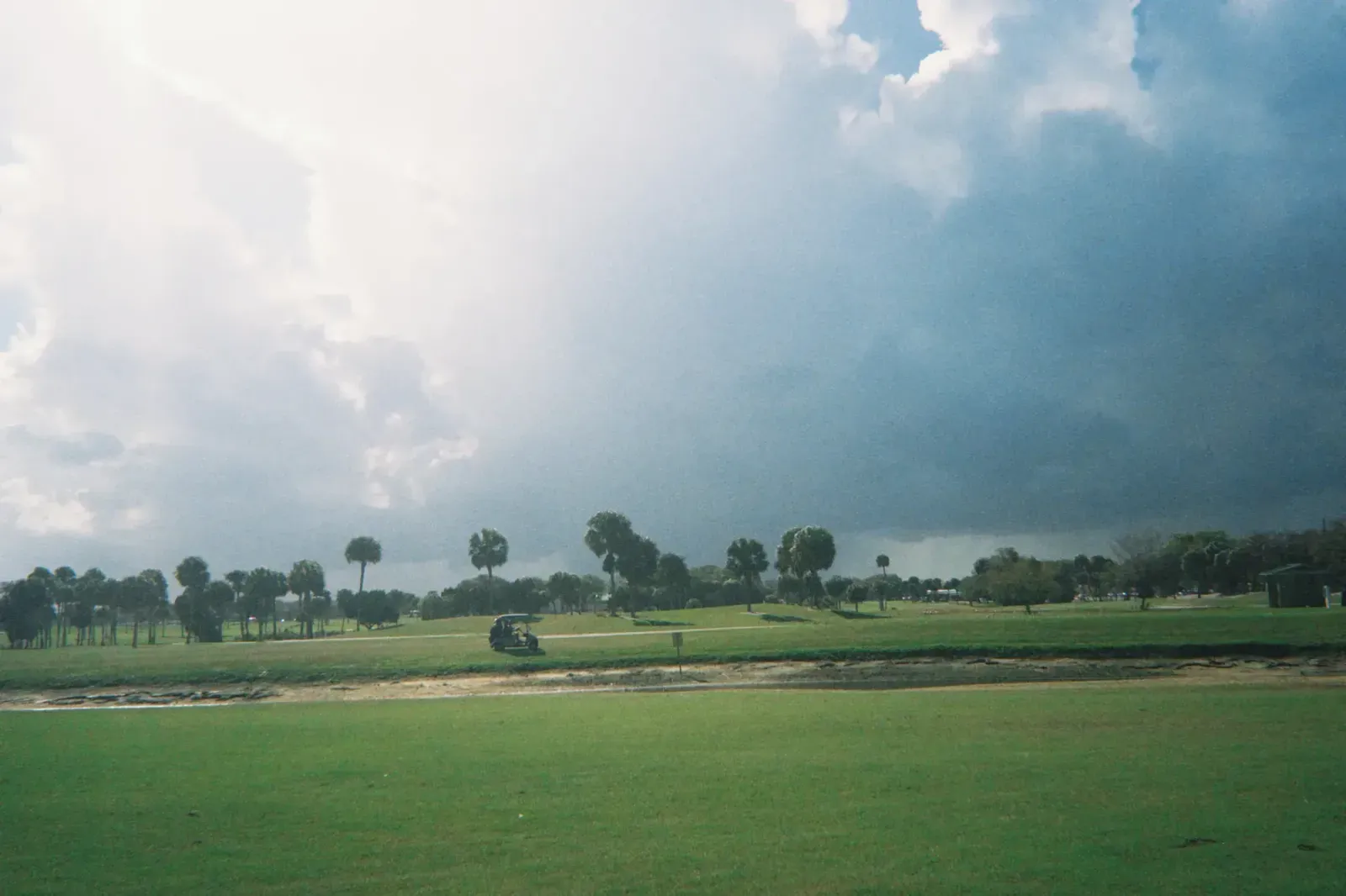 St. Cloud, Florida skyline and neighborhoods served by U-wifi home internet