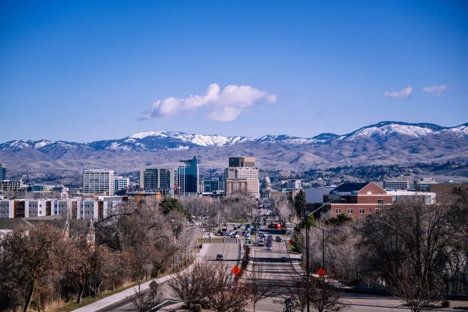 Boise City, Idaho skyline and neighborhoods served by U-wifi home internet