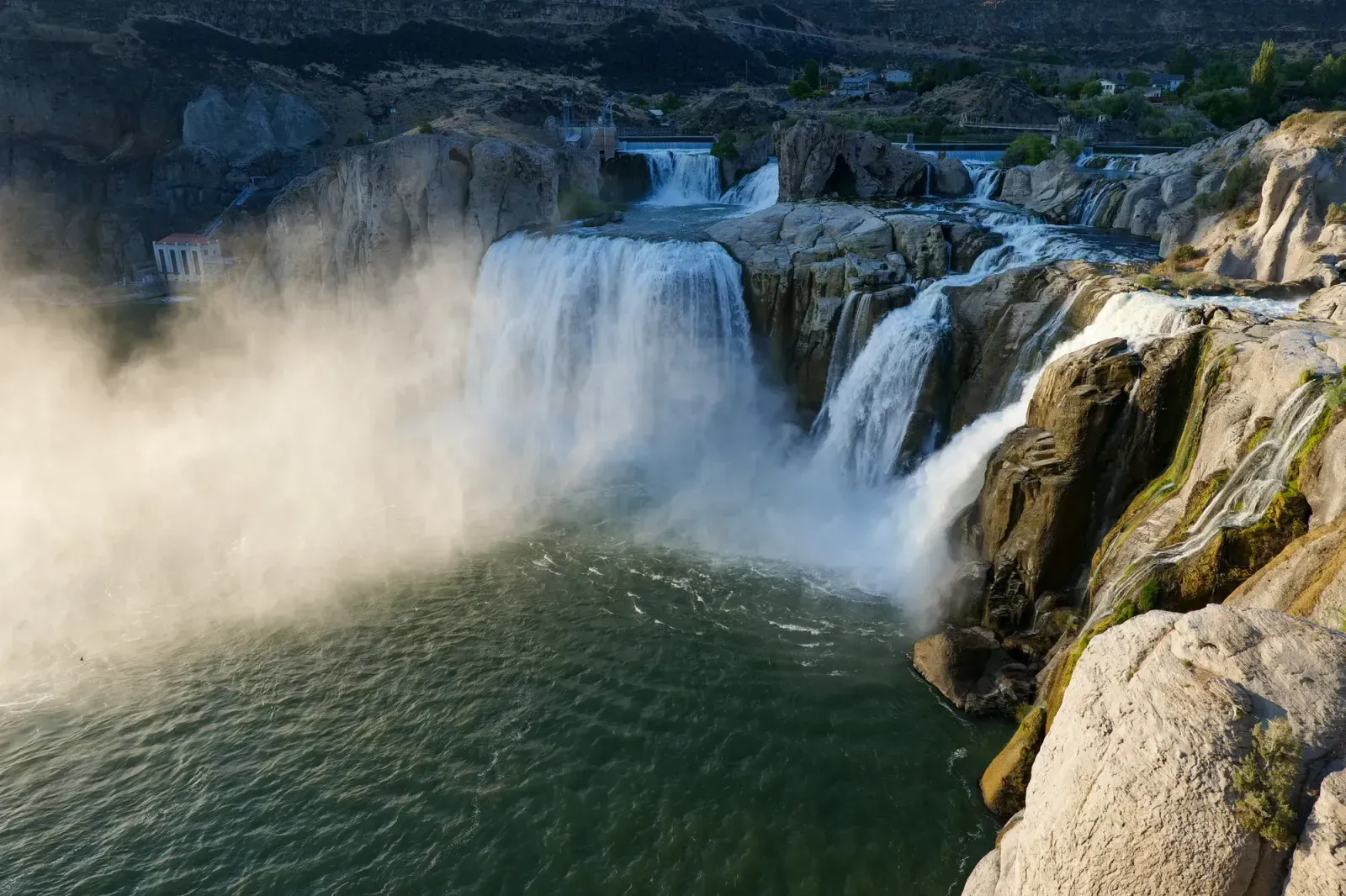 Twin Falls, Idaho skyline and neighborhoods served by U-wifi home internet
