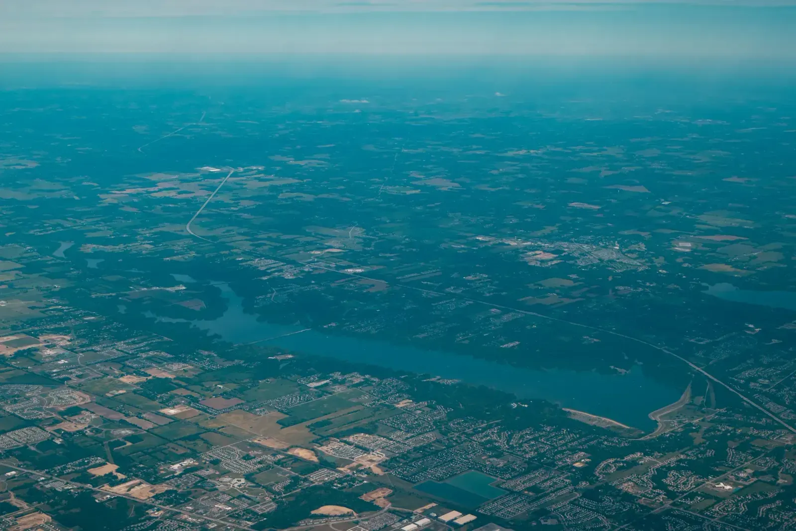 Bolingbrook, Illinois skyline and neighborhoods served by U-wifi home internet