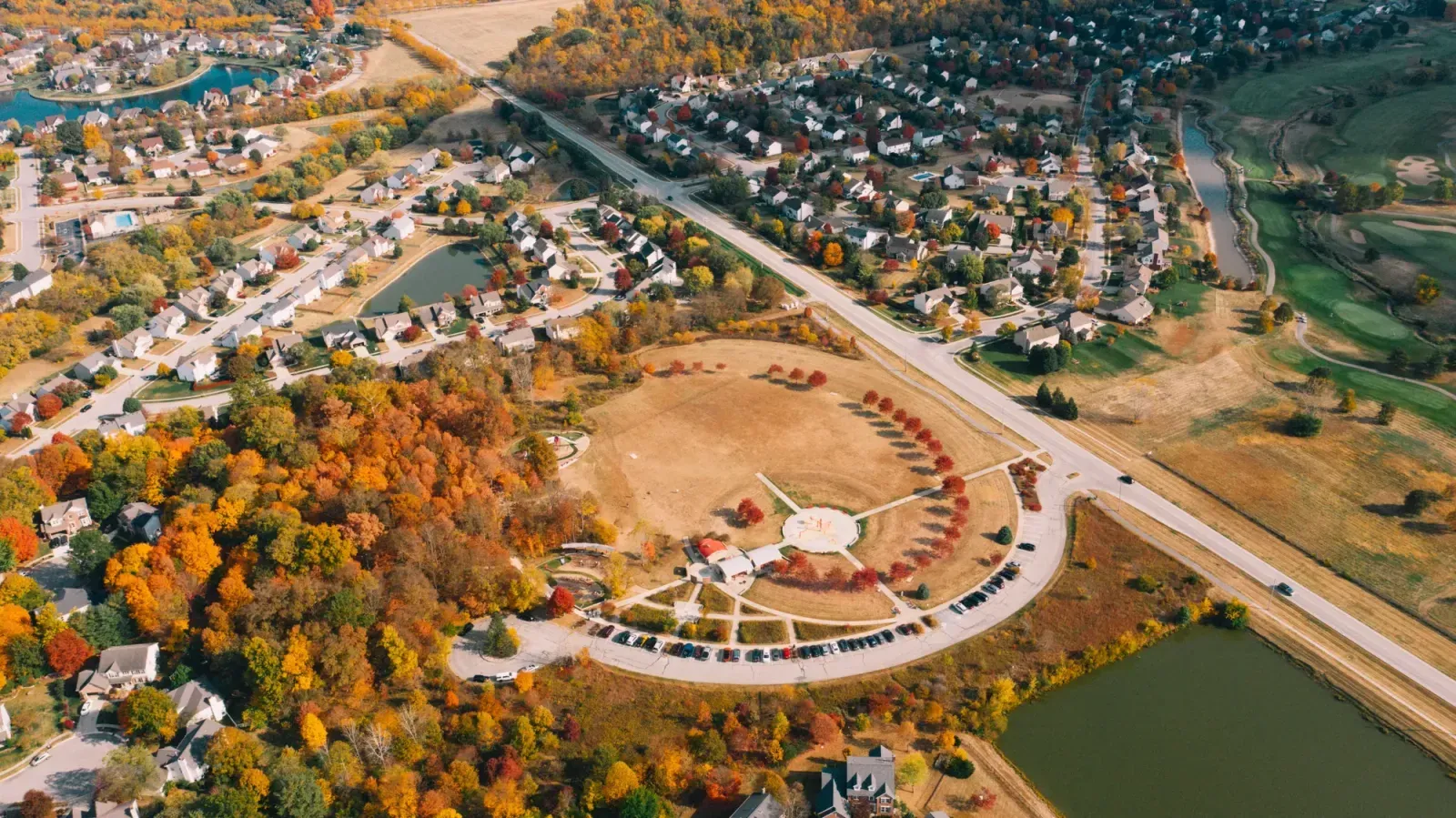 Bolingbrook, Illinois skyline and neighborhoods served by U-wifi home internet