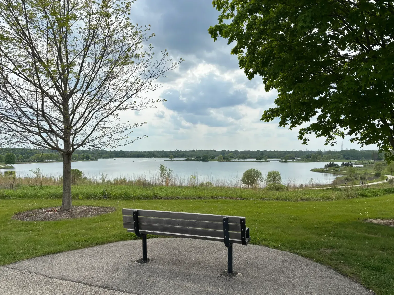 Orland Park, Illinois skyline and neighborhoods served by U-wifi home internet