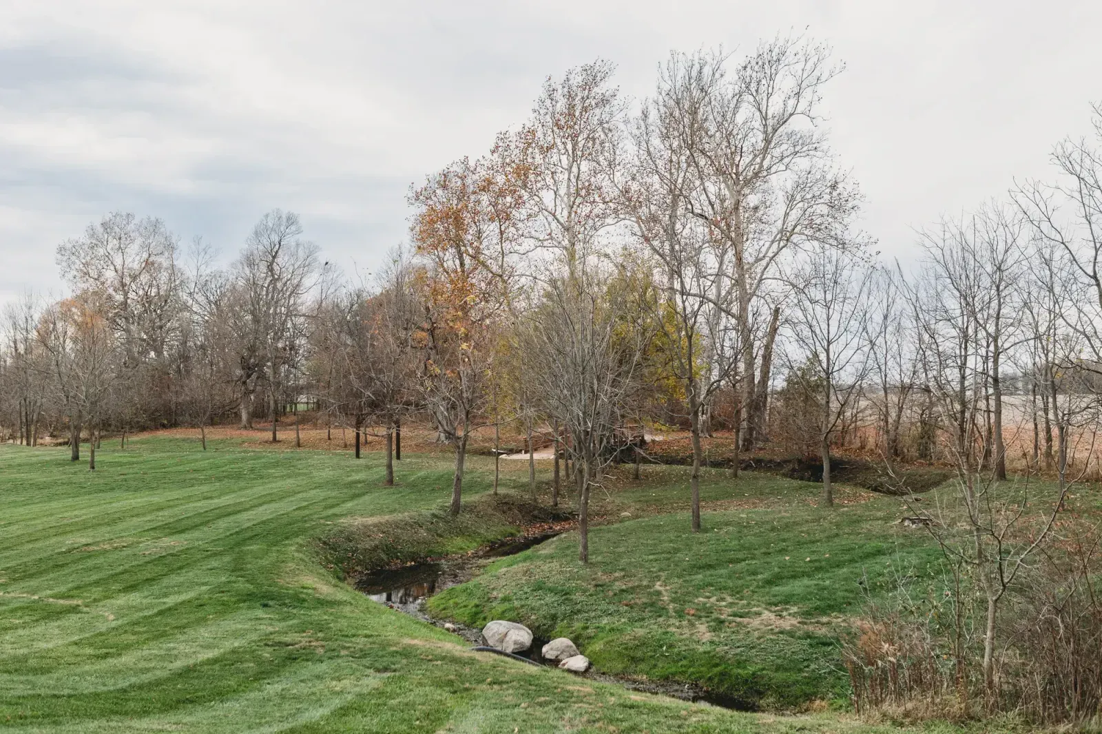 Jeffersonville, Indiana skyline and neighborhoods served by U-wifi home internet