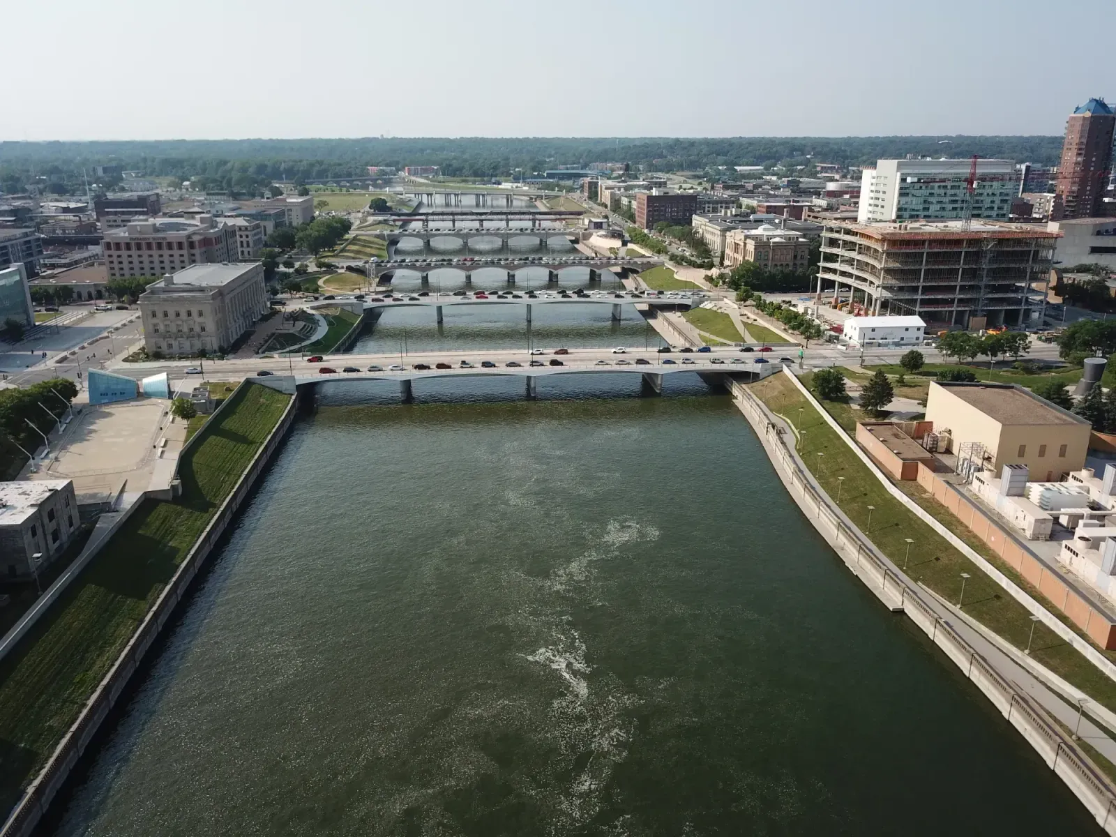 West Des Moines, Iowa skyline and neighborhoods served by U-wifi home internet