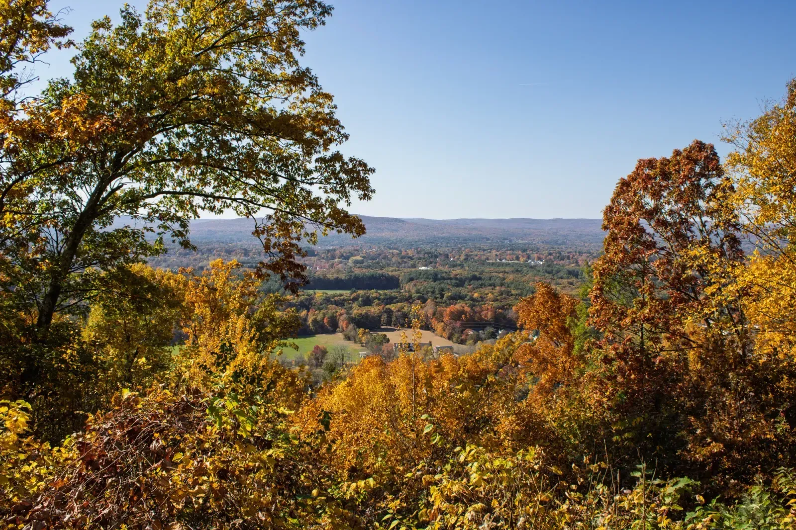 Holyoke, Massachusetts skyline and neighborhoods served by U-wifi home internet