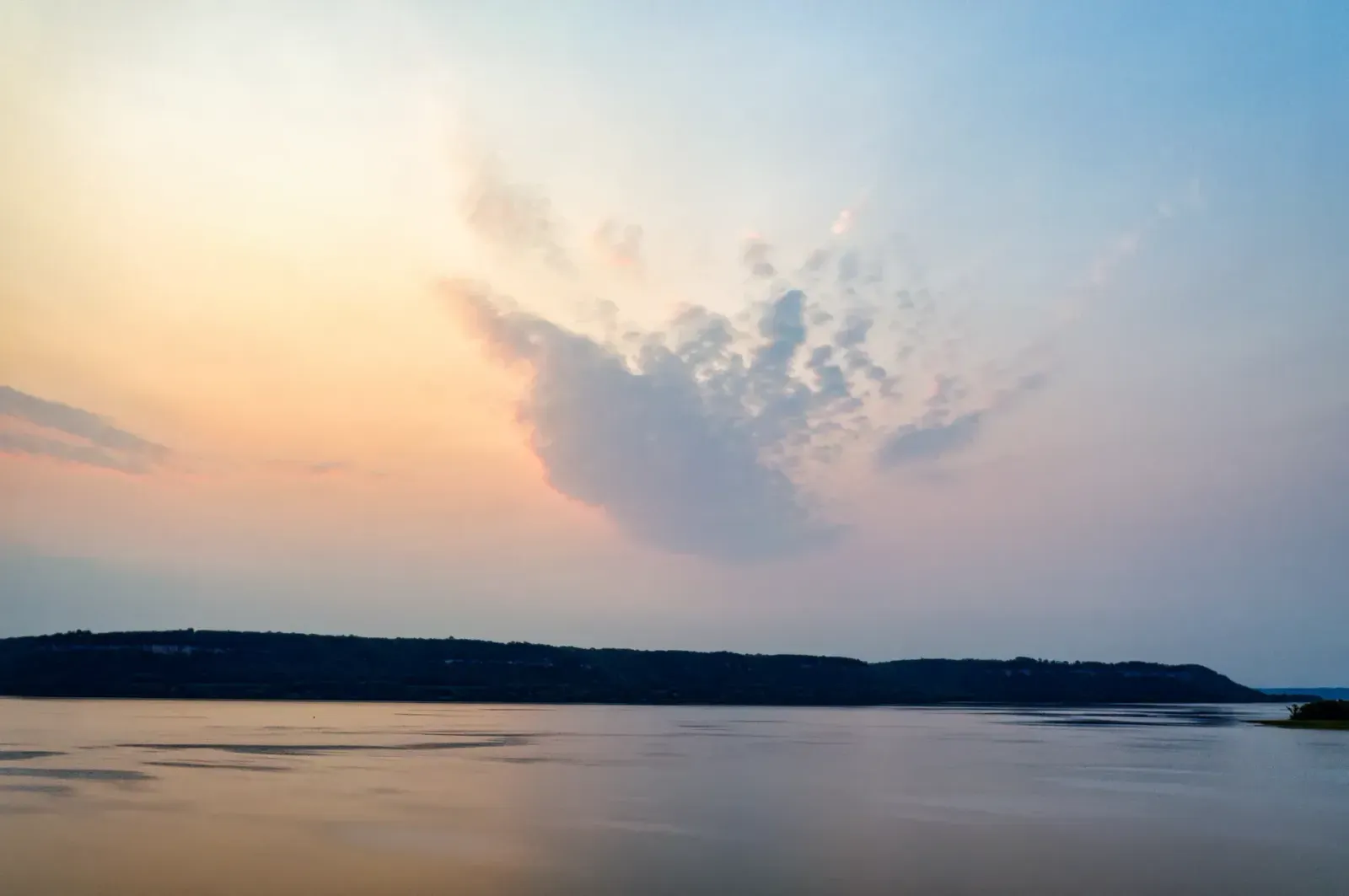 St. Cloud, Minnesota skyline and neighborhoods served by U-wifi home internet
