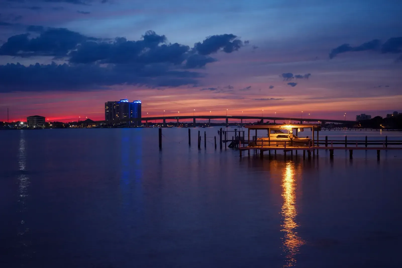 Biloxi, Mississippi skyline and neighborhoods served by U-wifi home internet