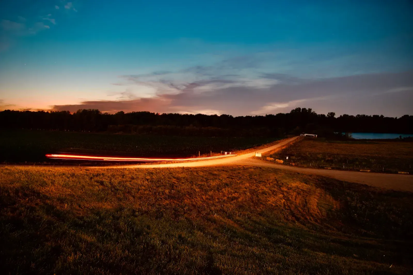 Chesterfield, Missouri skyline and neighborhoods served by U-wifi home internet