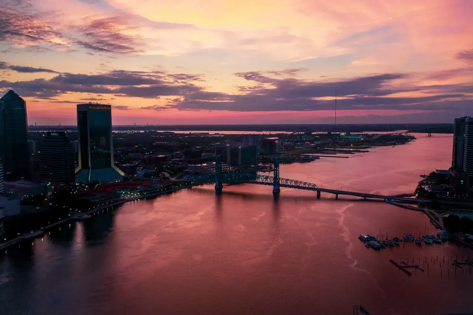 Jacksonville, North Carolina skyline and neighborhoods served by U-wifi home internet