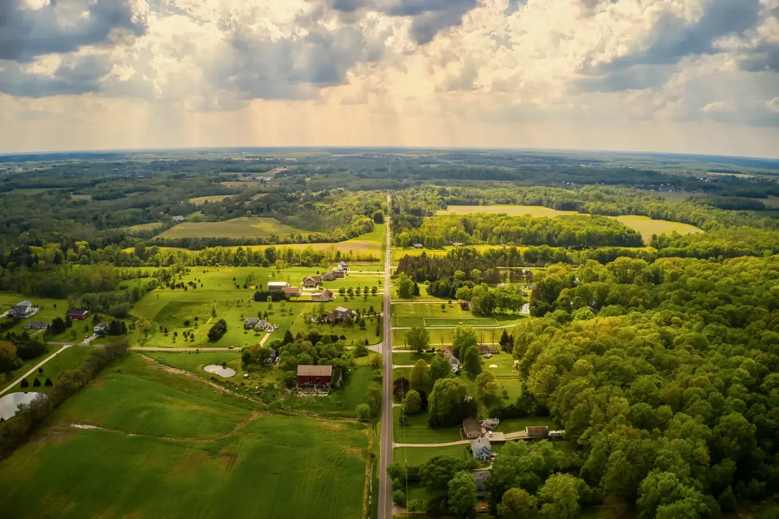 Middletown, Ohio skyline and neighborhoods served by U-wifi home internet