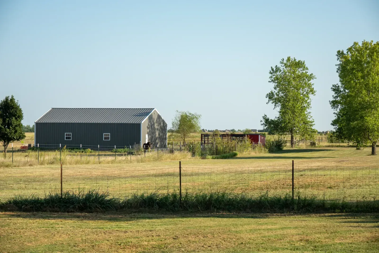 Midwest City, Oklahoma skyline and neighborhoods served by U-wifi home internet