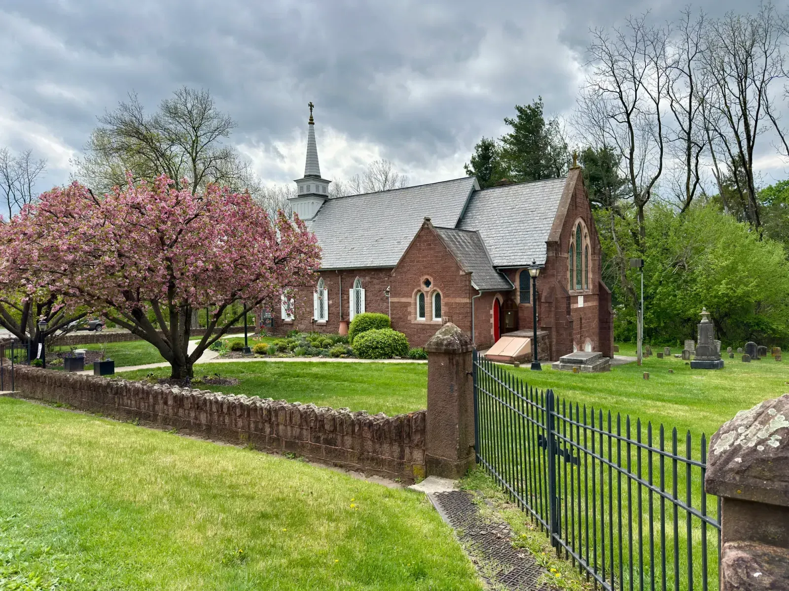 Lancaster, Pennsylvania skyline and neighborhoods served by U-wifi home internet
