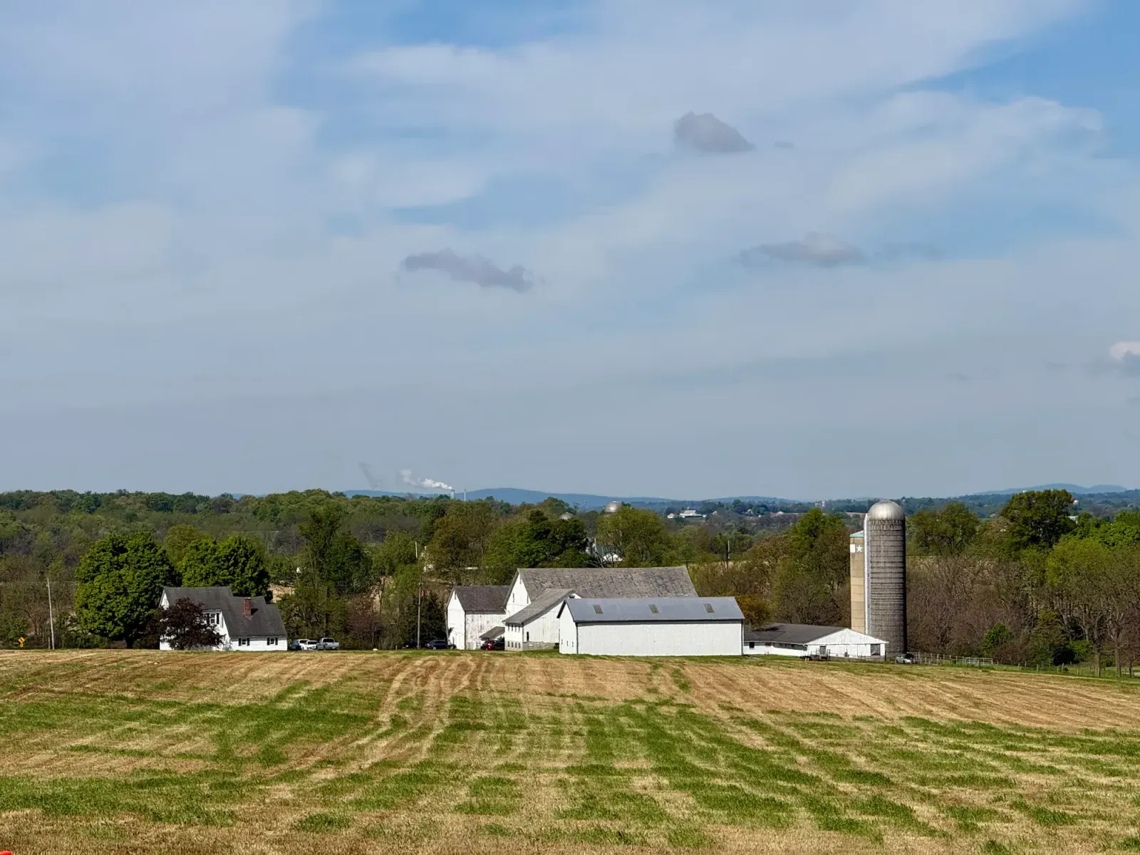 Lancaster, Pennsylvania skyline and neighborhoods served by U-wifi home internet