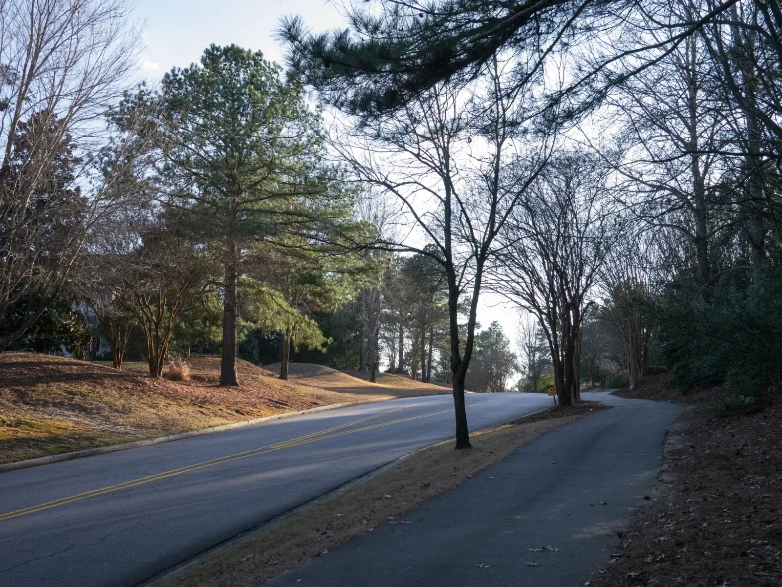 Columbia, South Carolina skyline and neighborhoods served by U-wifi home internet