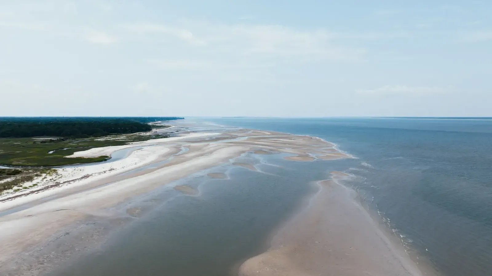 Hilton Head Island, South Carolina skyline and neighborhoods served by U-wifi home internet
