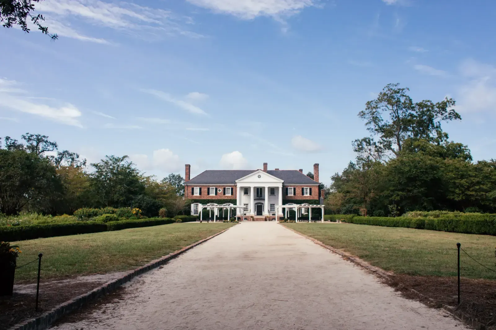 Mount Pleasant, South Carolina skyline and neighborhoods served by U-wifi home internet