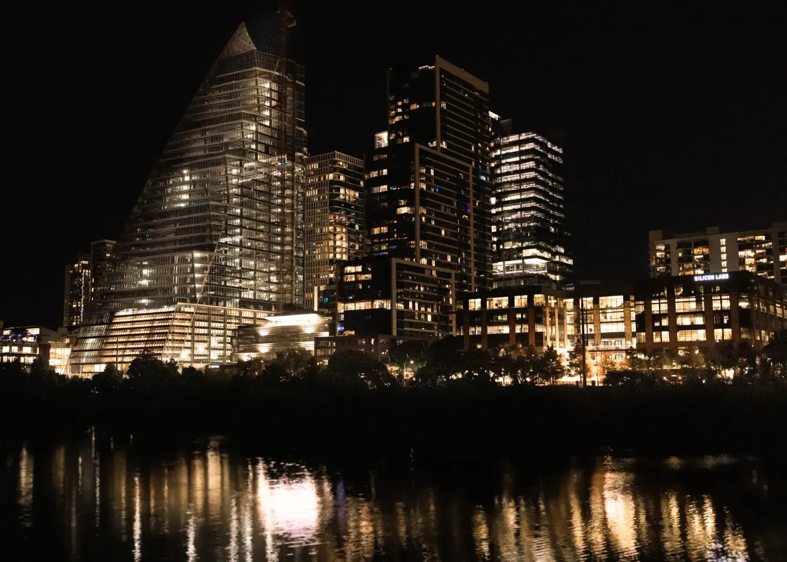 Austin, Texas skyline and neighborhoods served by U-wifi home internet