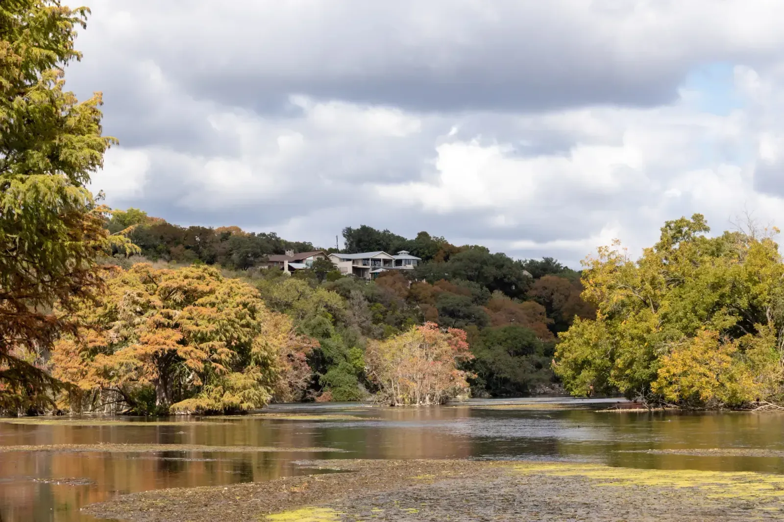 New Braunfels, Texas skyline and neighborhoods served by U-wifi home internet