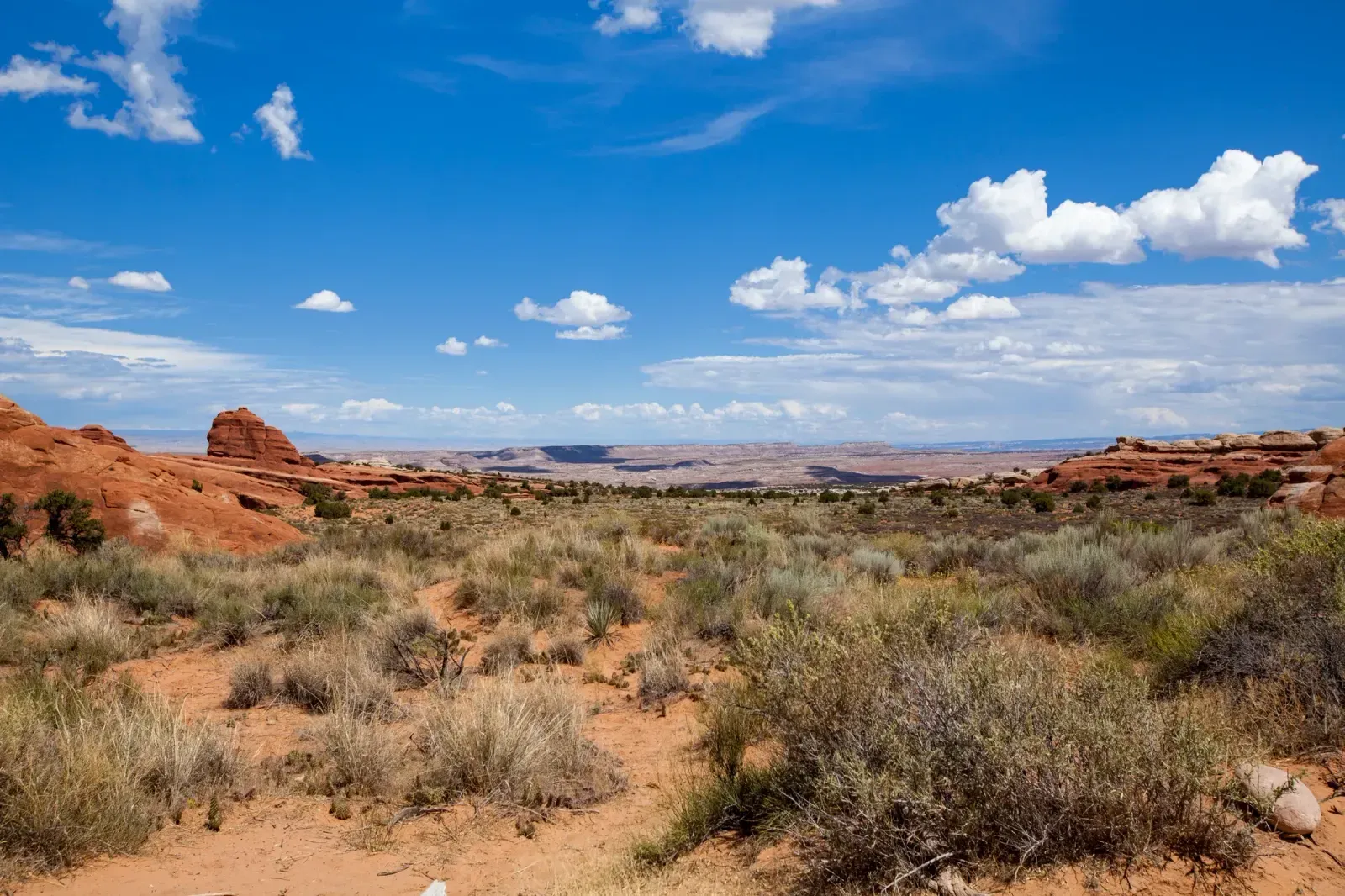 Layton, Utah skyline and neighborhoods served by U-wifi home internet