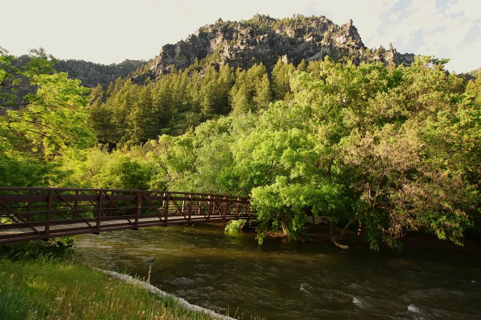 Logan, Utah skyline and neighborhoods served by U-wifi home internet
