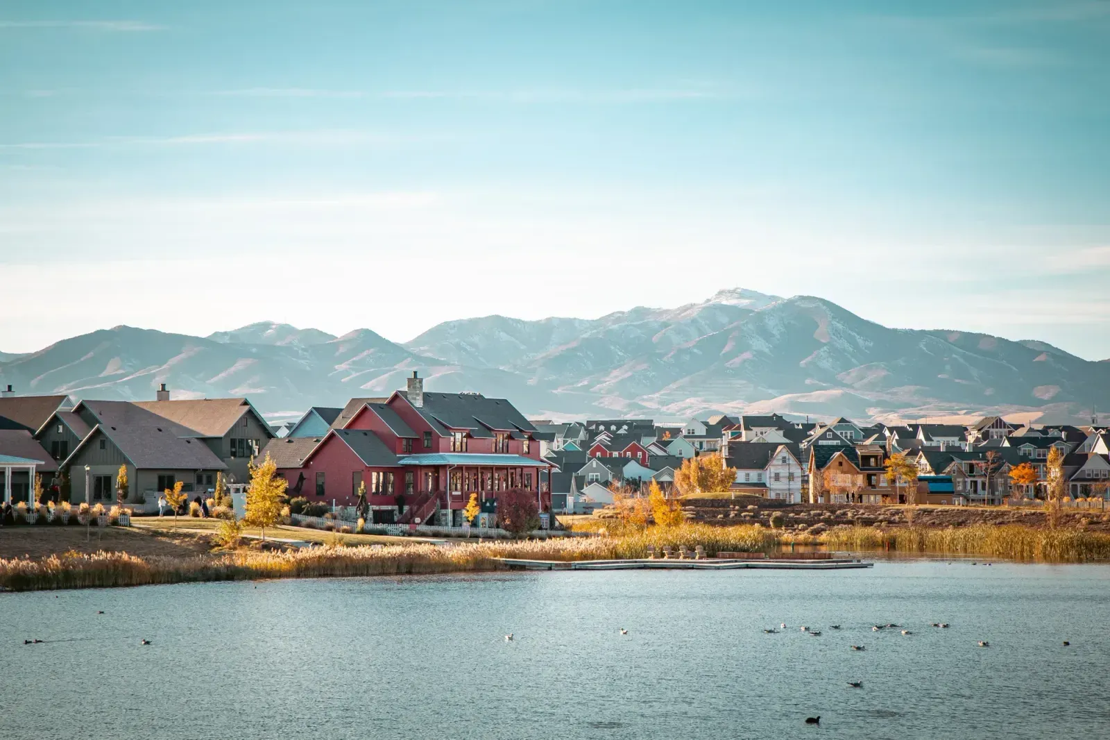 South Jordan, Utah skyline and neighborhoods served by U-wifi home internet