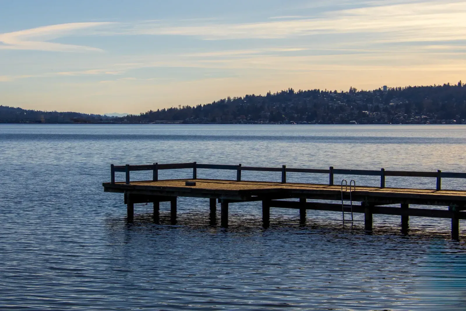Lakewood, Washington skyline and neighborhoods served by U-wifi home internet