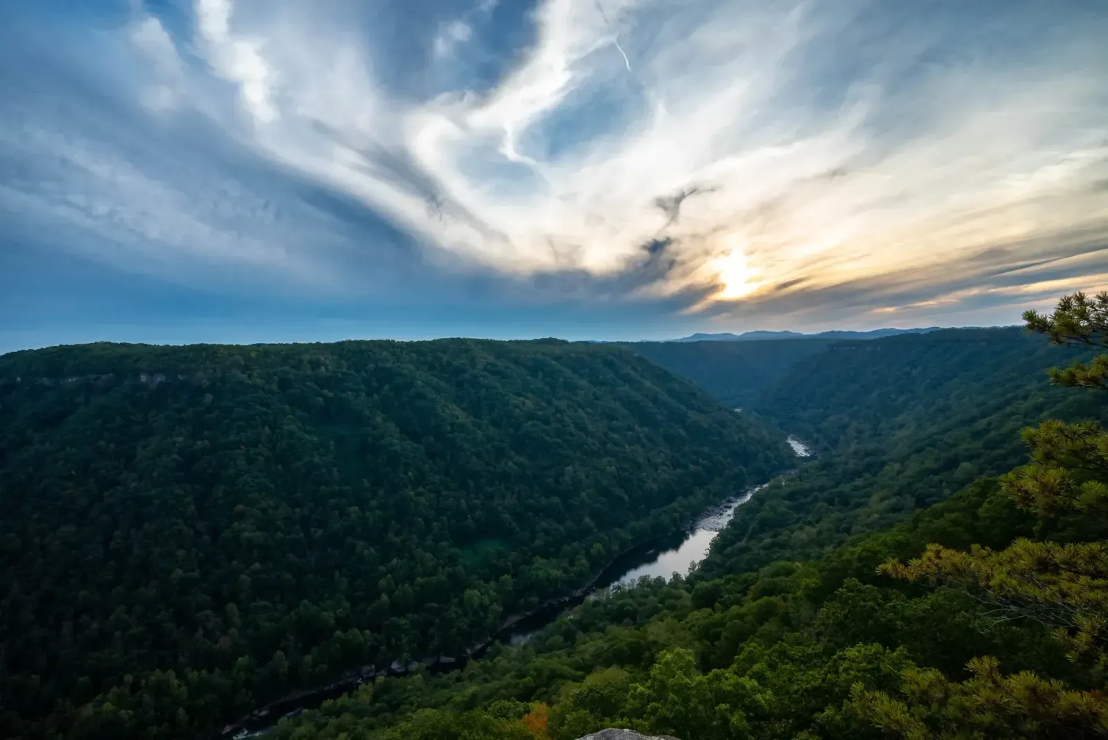 Charleston, West Virginia skyline and neighborhoods served by U-wifi home internet